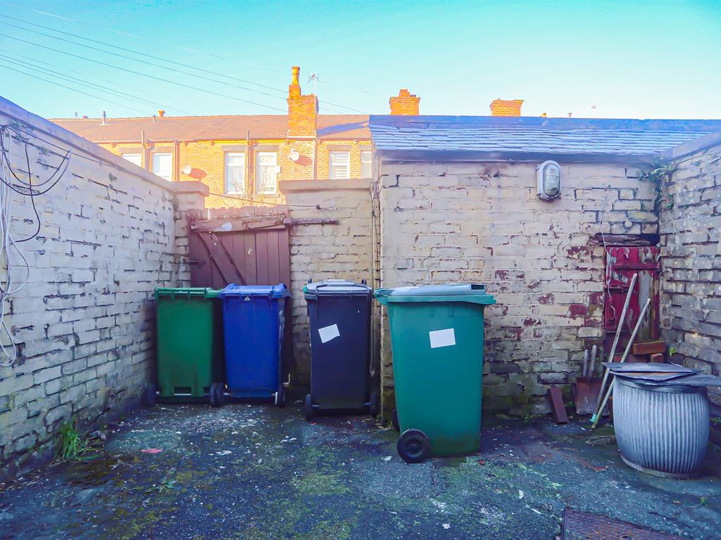 2 bed terraced house for sale in Fenton Street, Bury BL8, £110,000