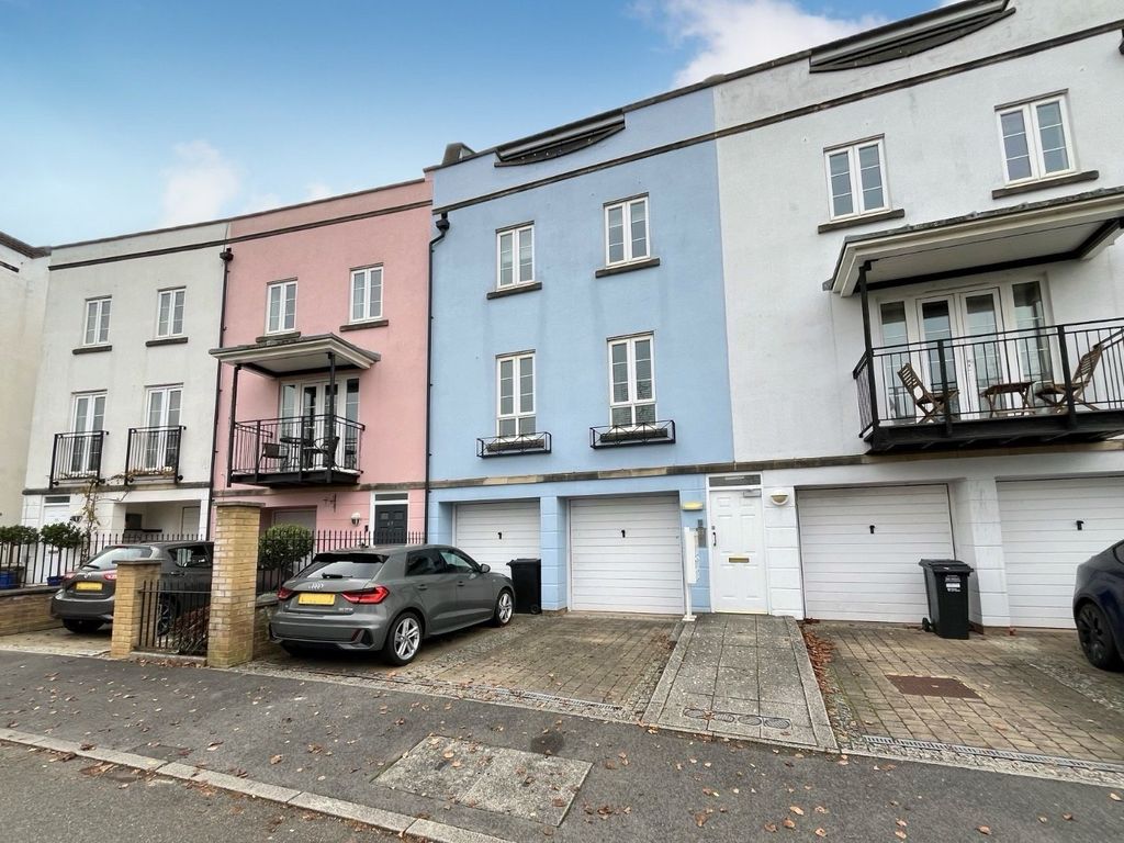 1 bed flat for sale in Burlington Road, Portishead, Bristol BS20, £265,000