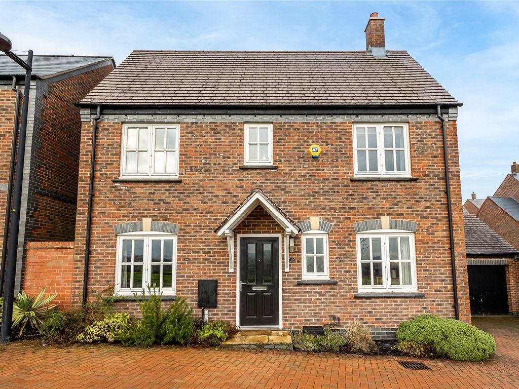 3 bed detached house for sale in Craven Close, Lightmoor, Telford, Shropshire TF4, £240,000