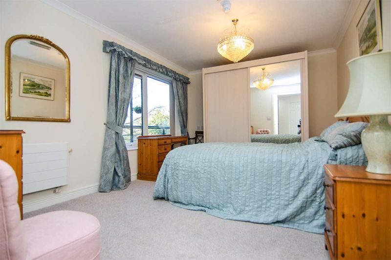 3 bed property for sale in Lower Sandford Street, Lichfield WS13, £435,000