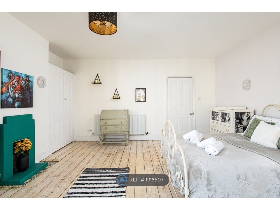 4 bed terraced house to rent in Kennington Avenue, Bishopston, Bristol BS7, £4,750 pcm