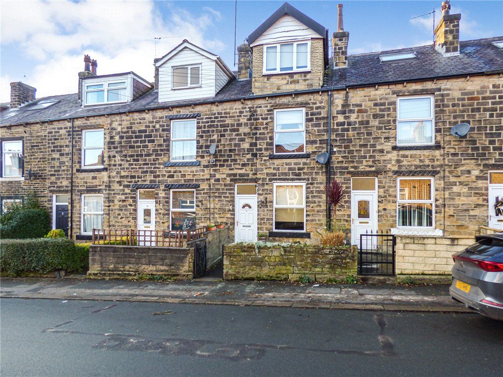 2 bed terraced house for sale in Bar Lane, Riddlesden, Keighley, West Yorkshire BD20, £115,000