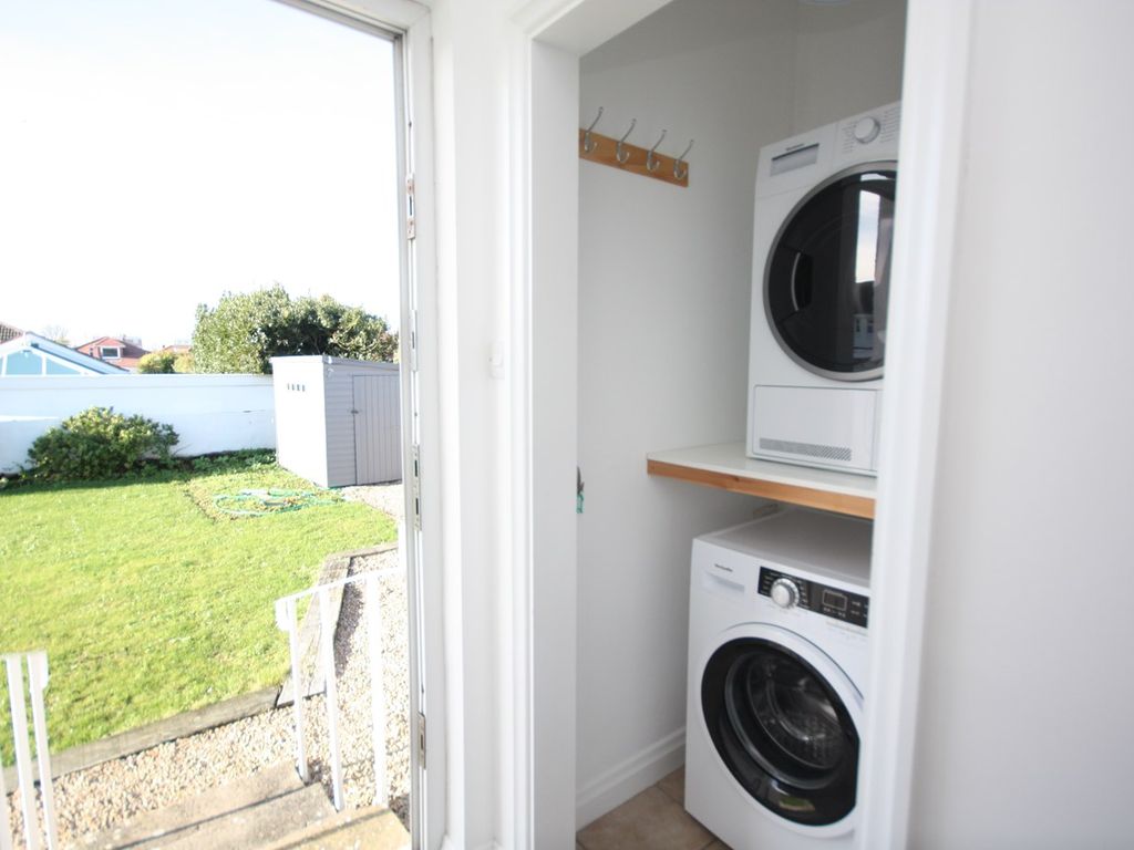 4 bed bungalow to rent in La Route Orange, St Brelade JE3, £2,700 pcm