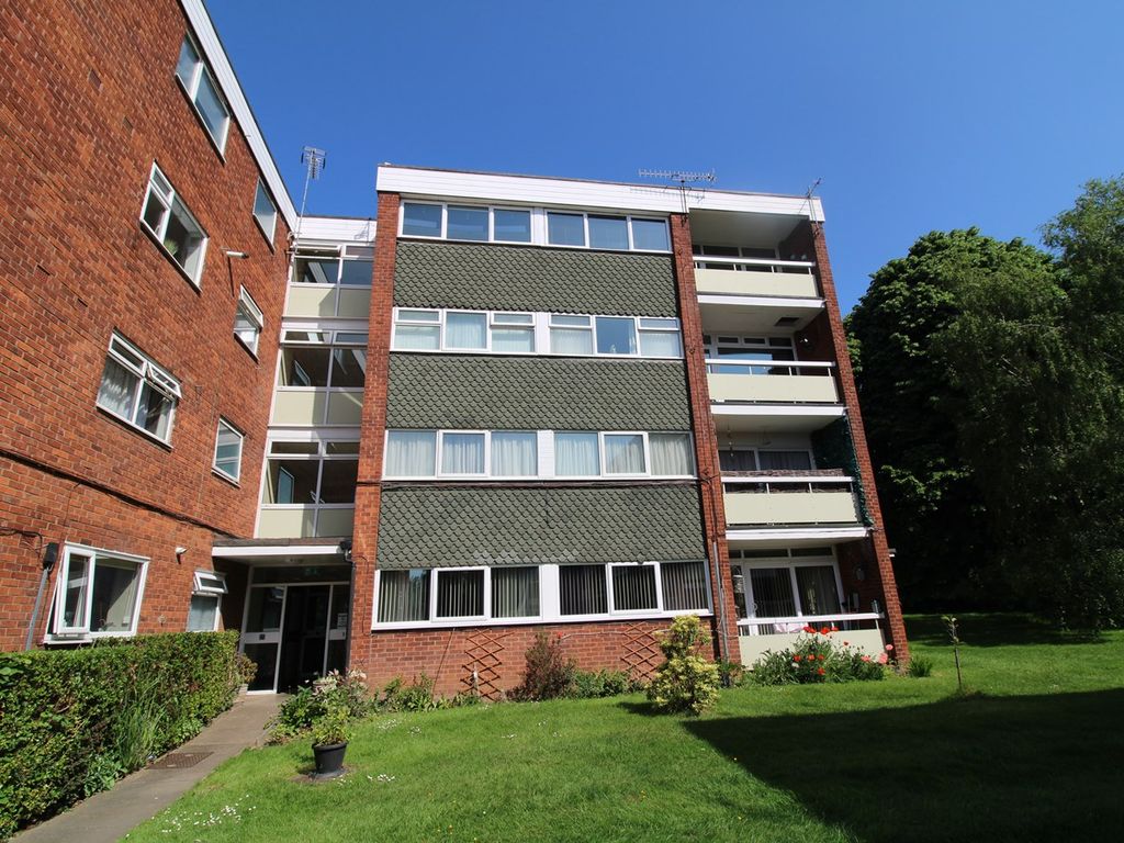 2 bed flat to rent in Victoria Court, Allesley Hall Drive, Coventry CV5, £825 pcm