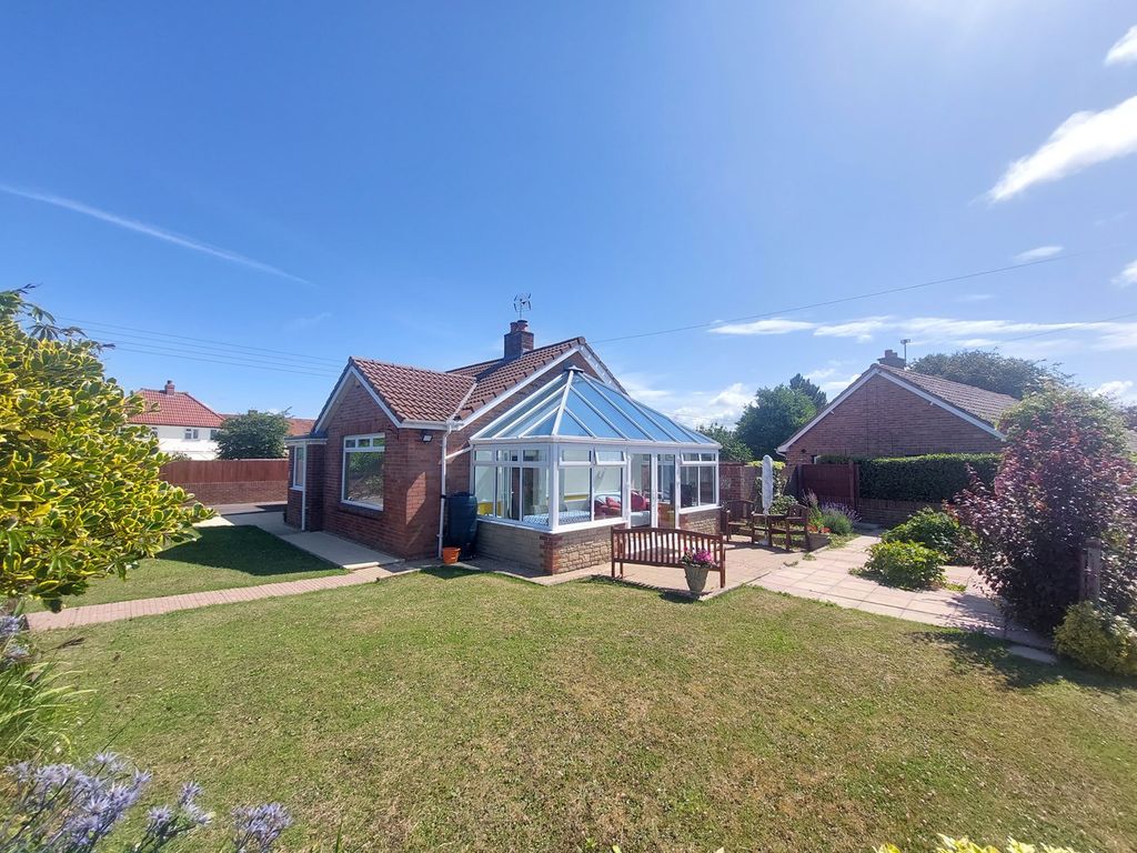 2 bed detached bungalow for sale in Alstone Gardens, West Huntspill TA9, £349,950