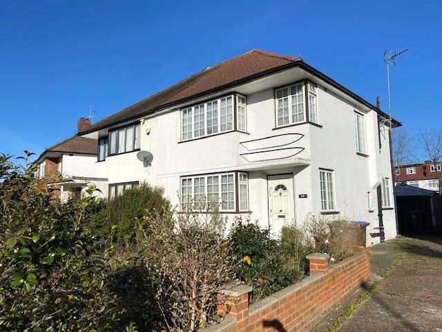 3 bed semi-detached house for sale in Branksome Way, Harrow HA3, £500,000