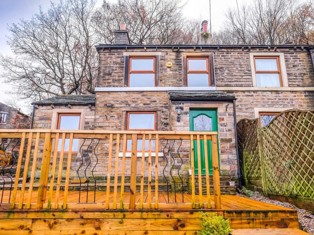2 bed cottage for sale in Wood End Road, Armitage Bridge, Huddersfield HD4, £170,000