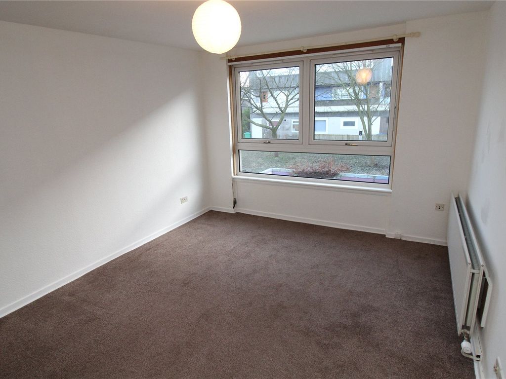 2 bed flat for sale in Keith Drive, Glenrothes KY6, £55,000