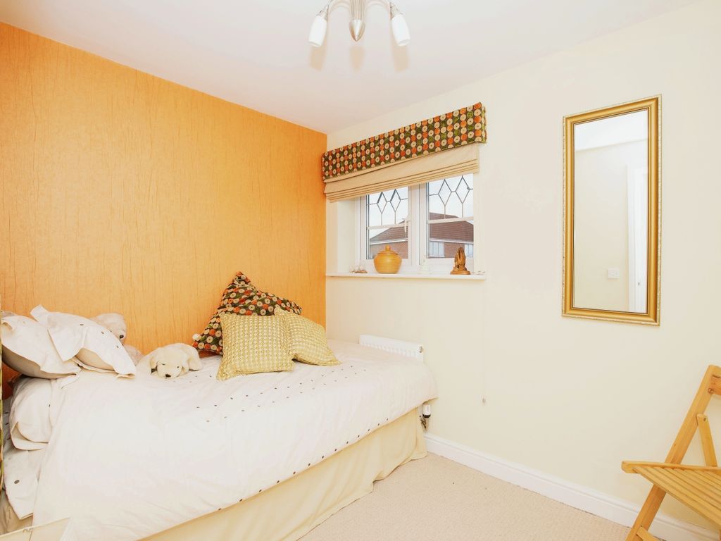 4 bed detached house for sale in Grenada Close, Lower Darwen, Darwen, Lancashire BB3, £260,000