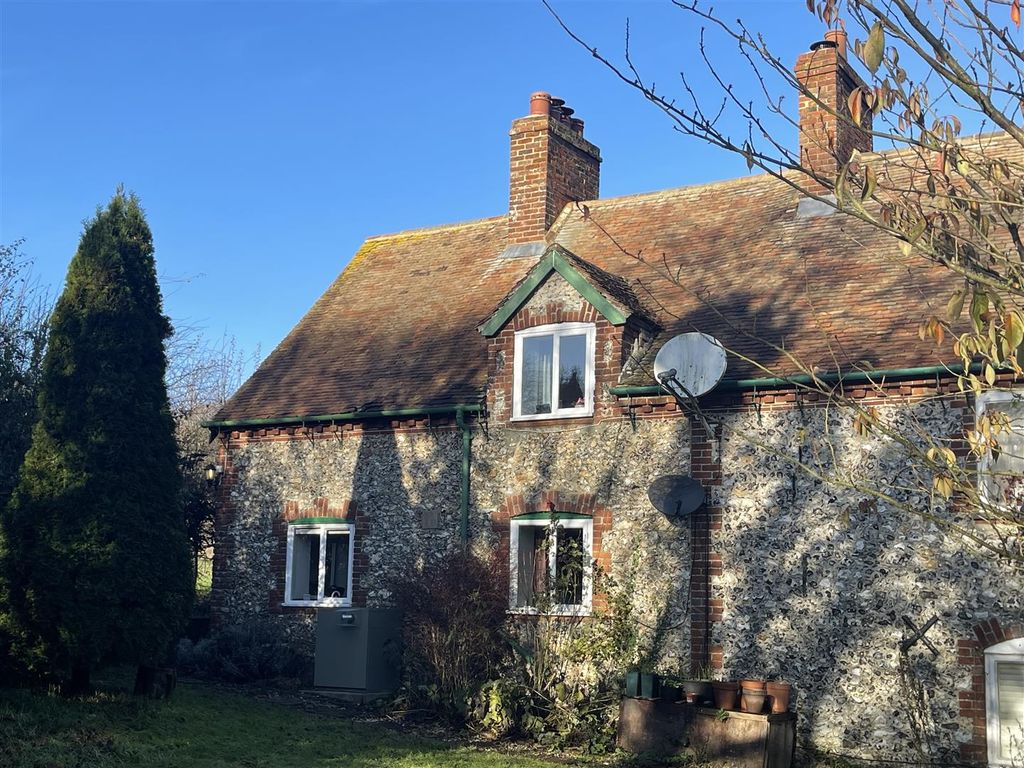 2 bed cottage to rent in 2 Langham Park Farm Cottages, Bishopsbourne, Canterbury, Kent CT4, £1,000 pcm