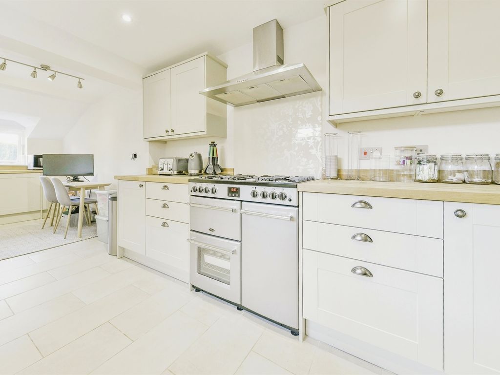 3 bed semi-detached house for sale in Letchmore Road, Old Town, Stevenage SG1, £520,000