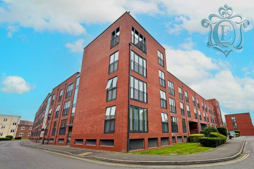 2 bed flat for sale in Johnson Street, Liverpool L3, £92,500