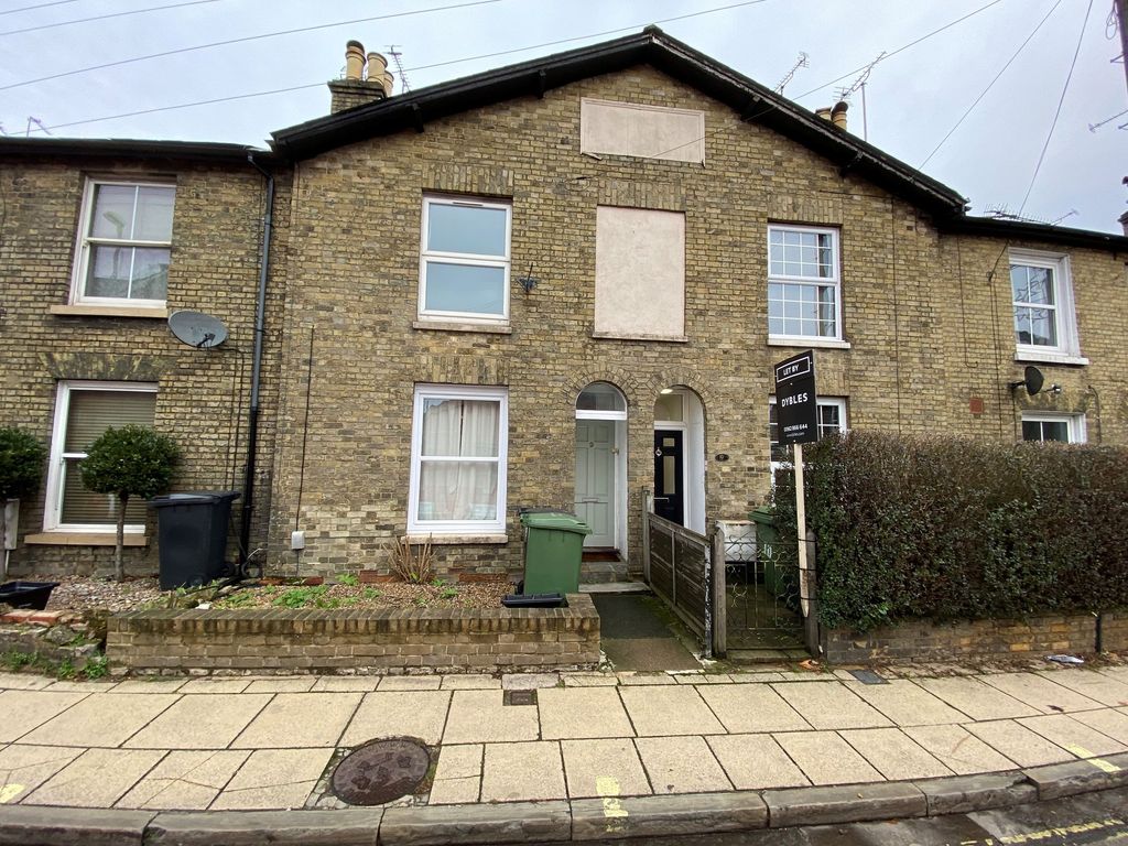 4 bed terraced house to rent in North Walls, Winchester SO23, £2,300 pcm