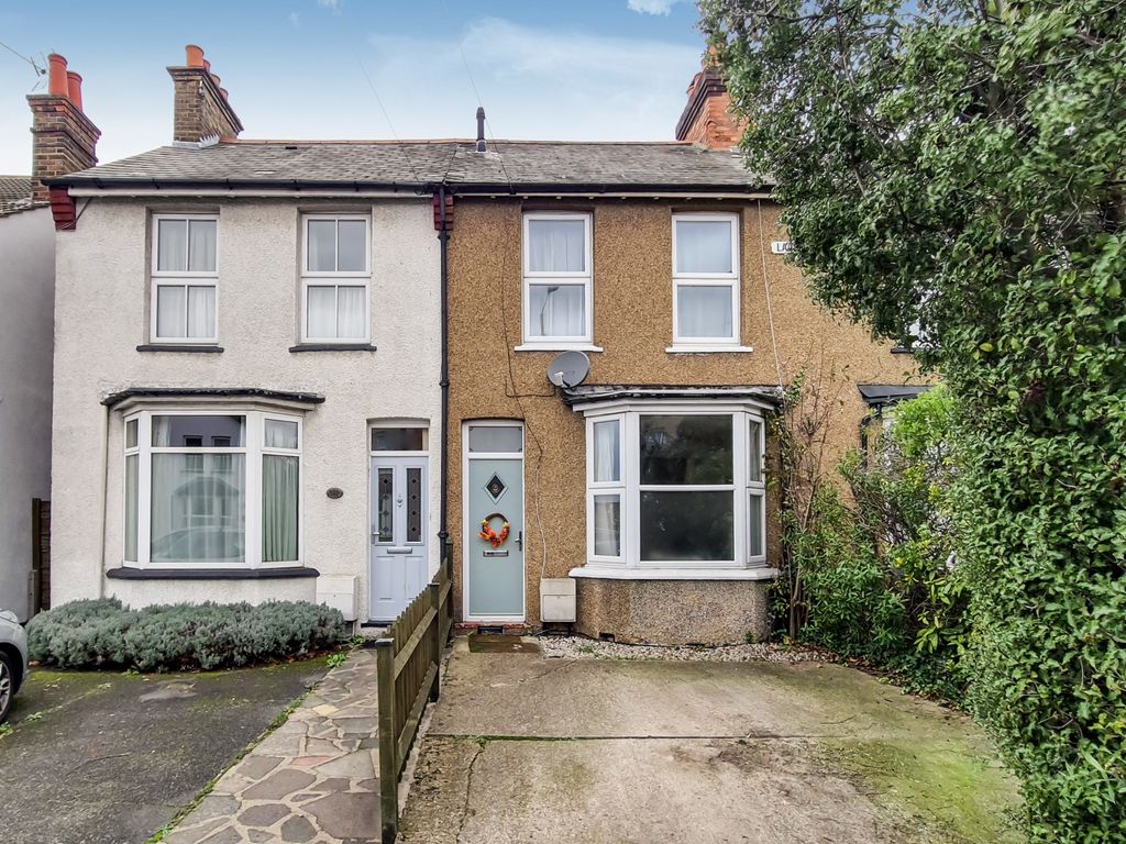 2 bed terraced house for sale in High Street, Northwood HA6, £549,995