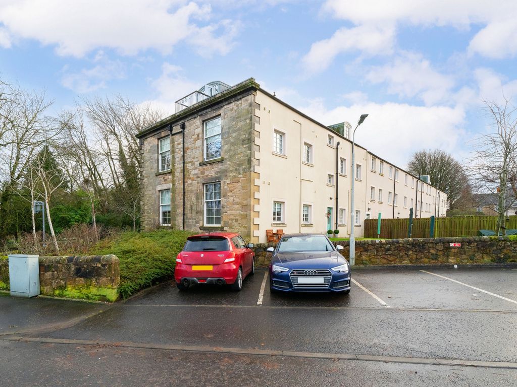 2 bed flat for sale in Walter Lumsden Court, Freuchie KY15, £149,500