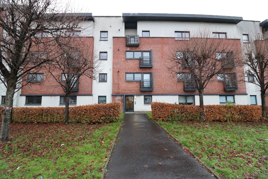 2 bed flat to rent in Mulberry Square, Renfrew PA4, £1,050 pcm