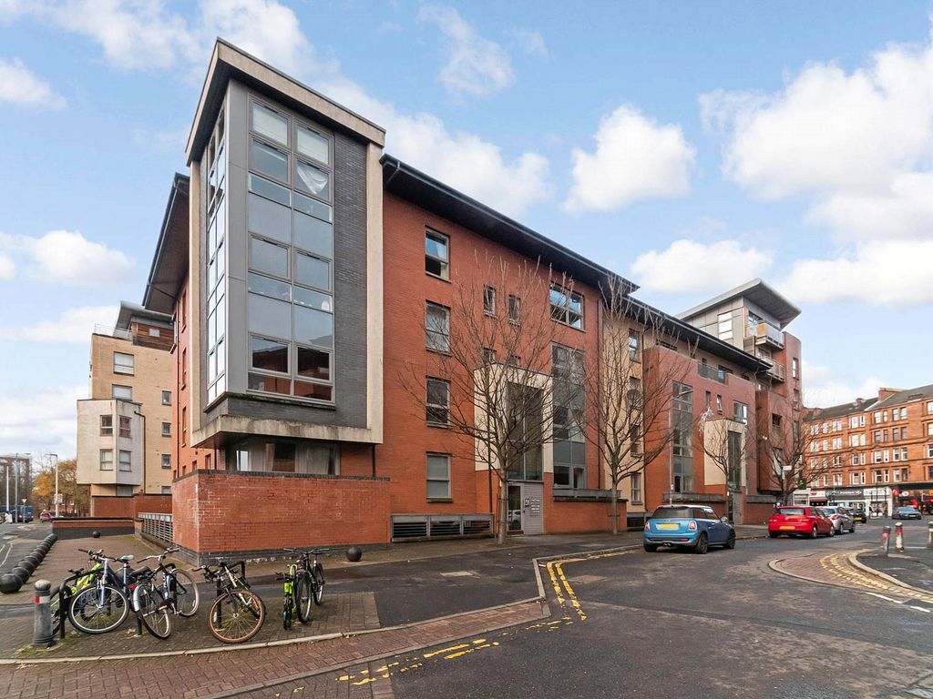 2 bed flat for sale in Partick Bridge Street, Partick, Glasgow G11, £210,000