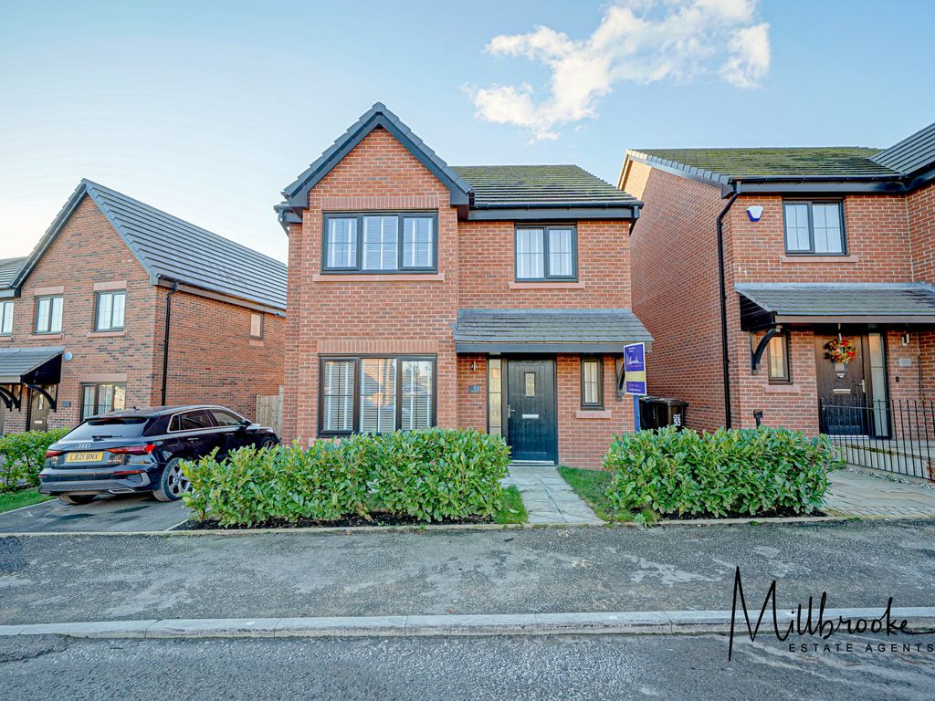 4 bed detached house for sale in Silk Mill Street, Mosley Common, Manchester M28, £380,000