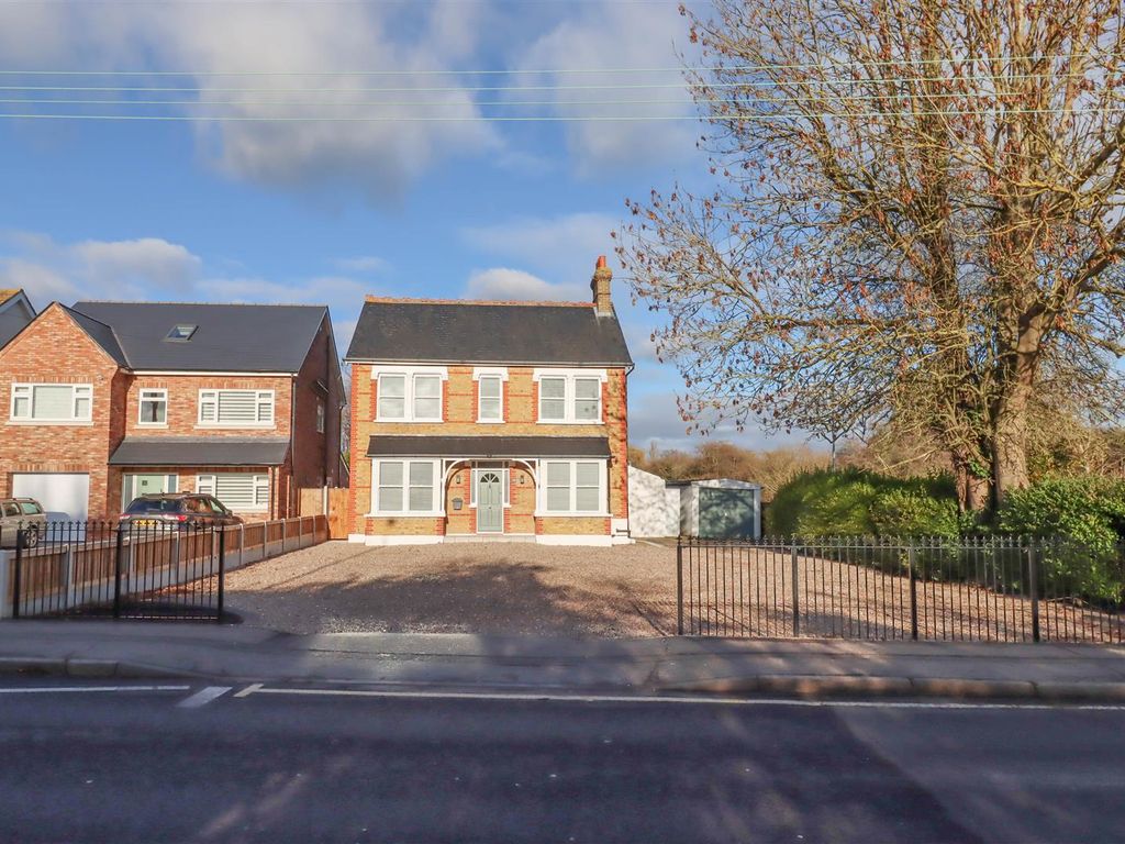 4 bed detached house for sale in London Mews, London Road, Wickford SS12, £700,000