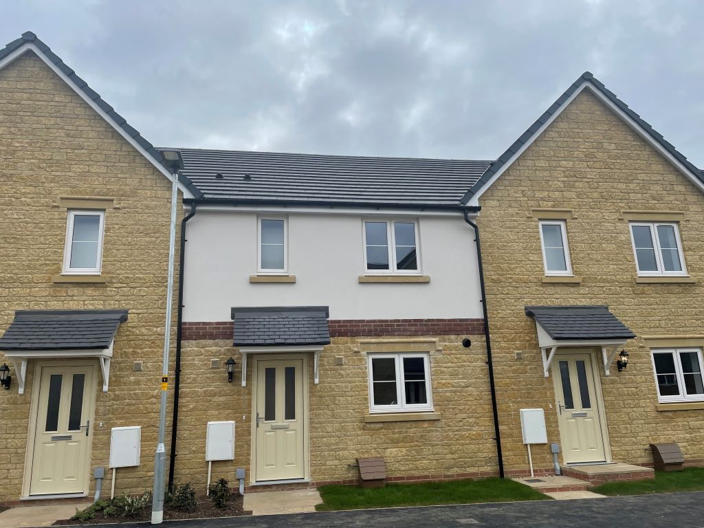 3 bed terraced house for sale in Defroscia Close, Calne SN11, £280,000