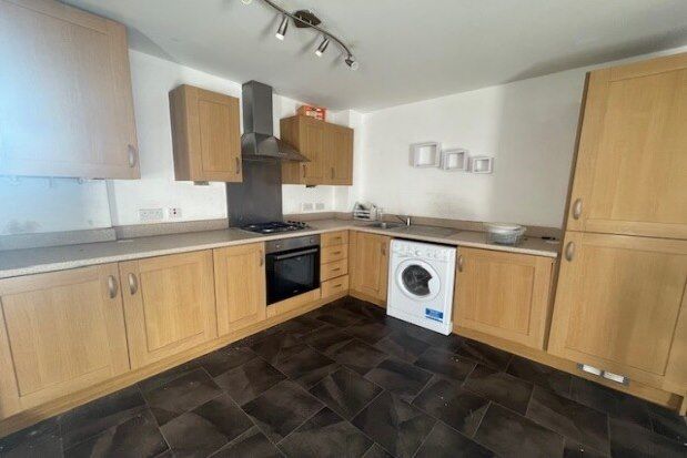 2 bed flat to rent in Allenby Close, Lincoln LN3, £875 pcm