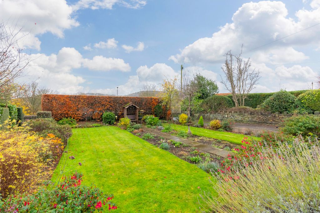 2 bed bungalow for sale in Beck Lane, Bingley, West Yorkshire BD16, £500,000