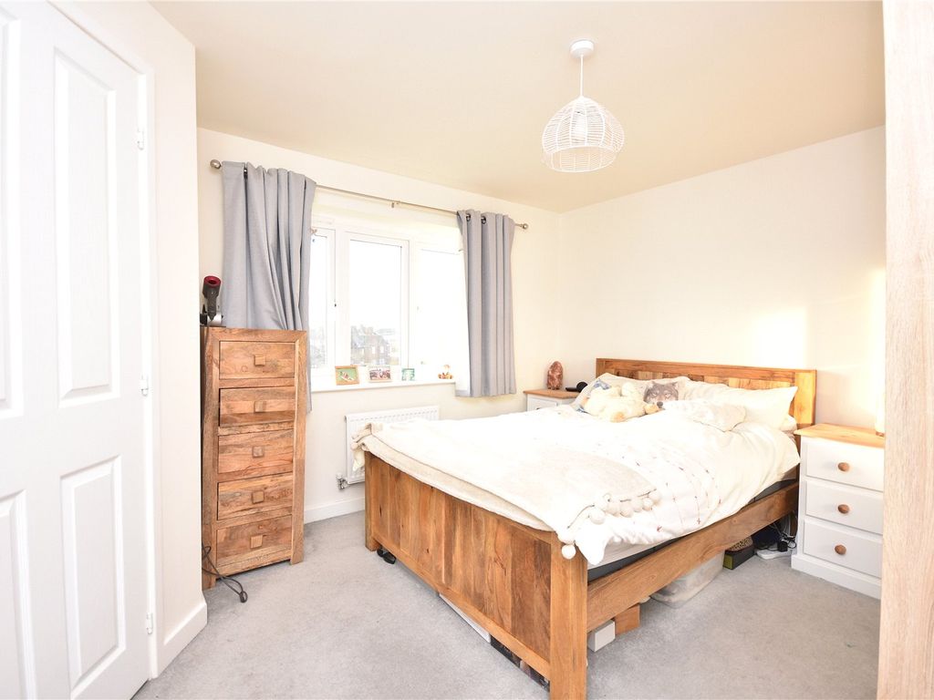 3 bed semi-detached house for sale in Blencarn Crescent, Seacroft, Leeds, West Yorkshire LS14, £250,000