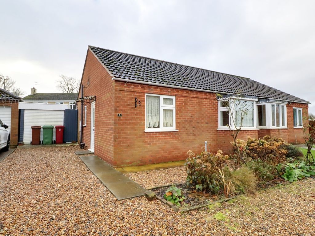 2 bed semi-detached bungalow for sale in Market Court, Crowle DN17, £165,000