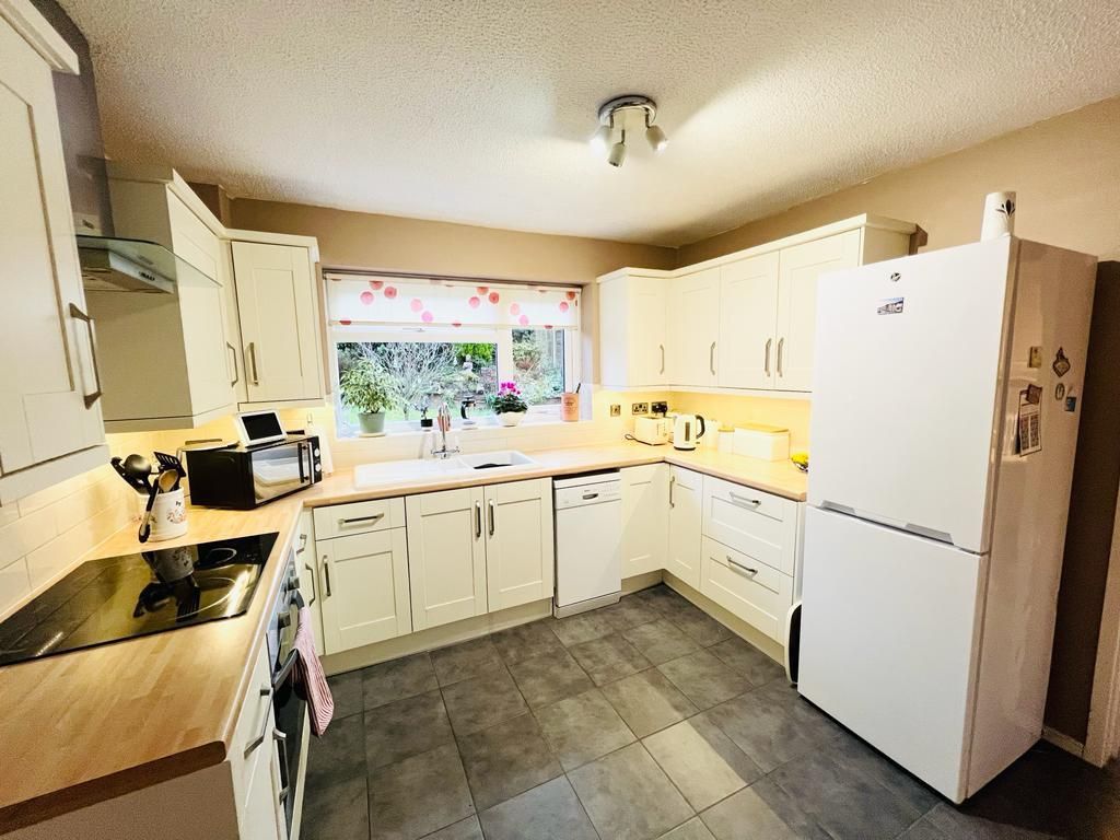 4 bed detached house for sale in Bollington Avenue, Northwich CW9, £340,000
