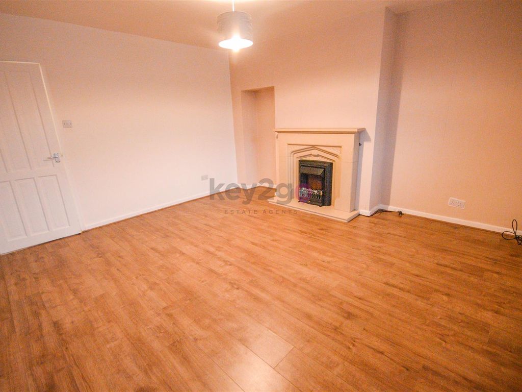 3 bed end terrace house to rent in City Road, Manor S2, £795 pcm