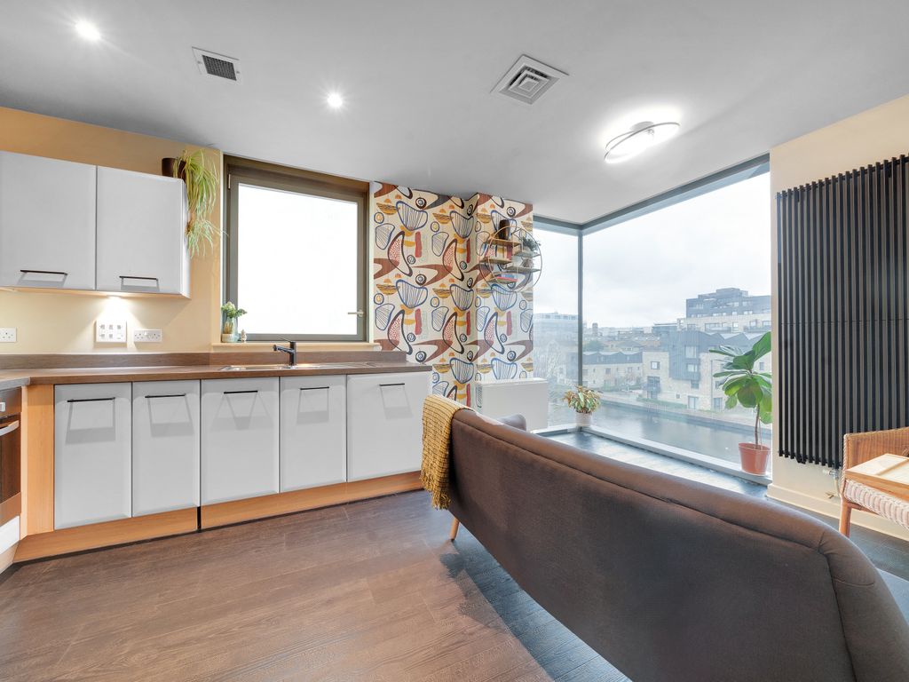 1 bed flat for sale in Fable Apartments, Islington, London EC1V, £435,000
