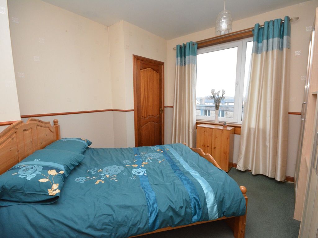 3 bed flat for sale in Main Street, Falkirk, Stirlingshire FK2, £68,000
