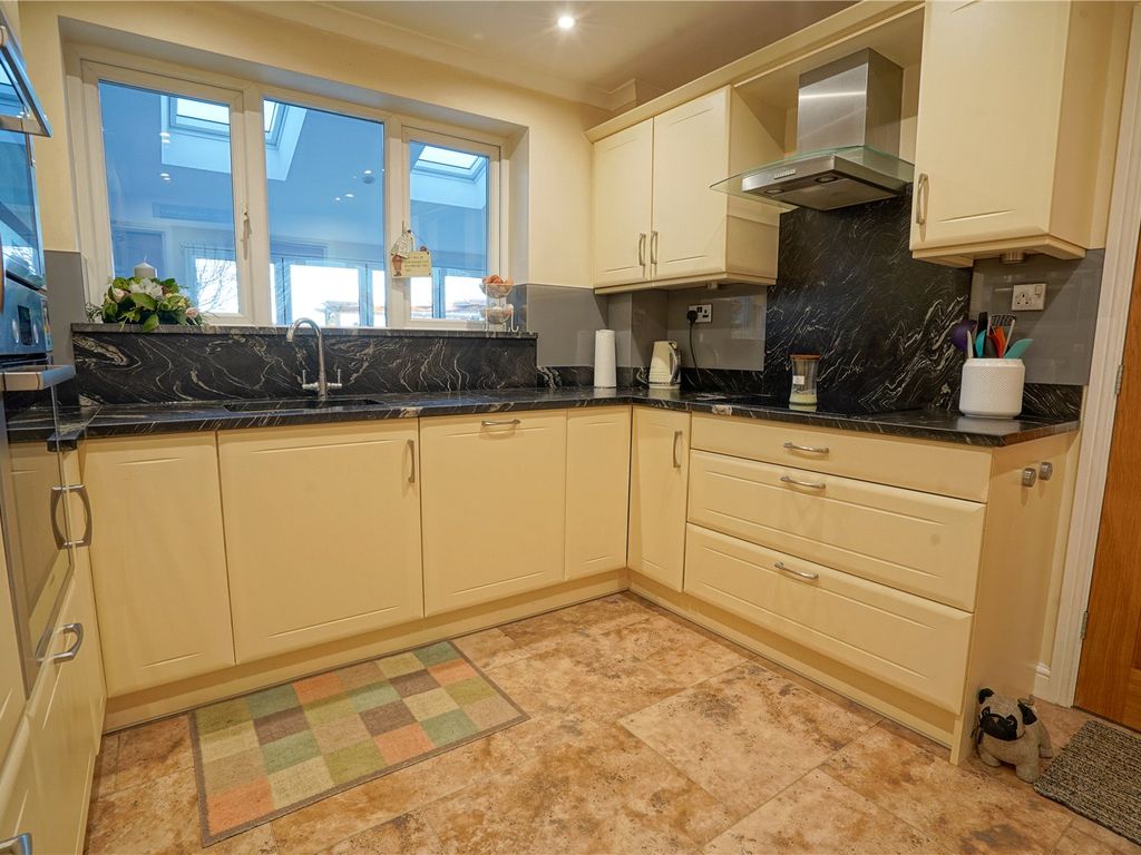 3 bed detached house for sale in Ambler Rise, Aughton, Sheffield, South Yorkshire S26, £330,000