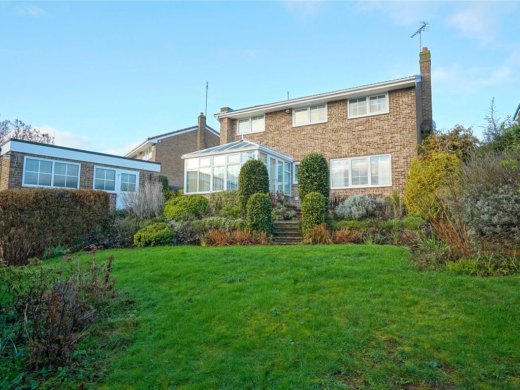 4 bed detached house for sale in West Bank Drive, South Anston, Sheffield, South Yorkshire S25, £325,000