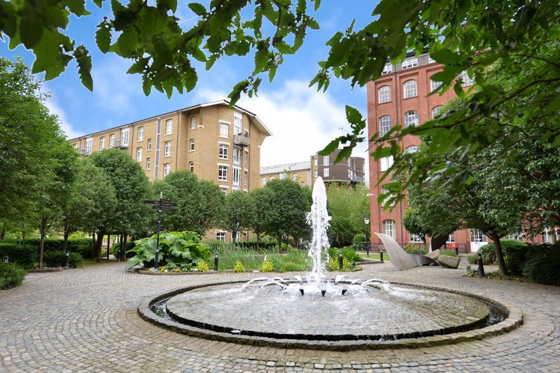 2 bed flat to rent in Bow Quarter, Staten Buildings, Bow E3, £2,210 pcm