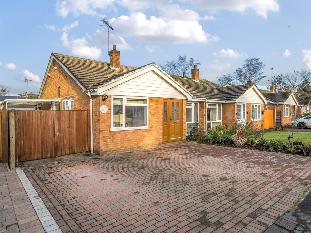 2 bed bungalow for sale in Acacia Close, Woodham KT15, £500,000