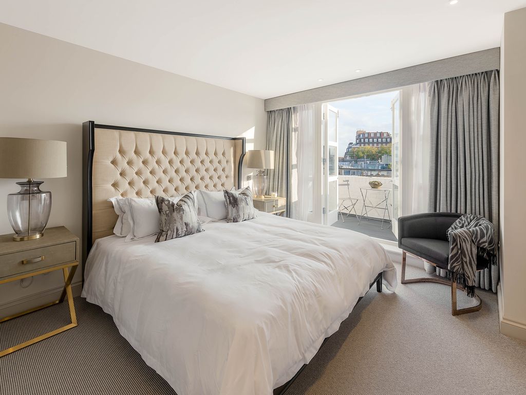 1 bed maisonette for sale in Rutland Gate, Knightsbridge London SW7, £7,250,000