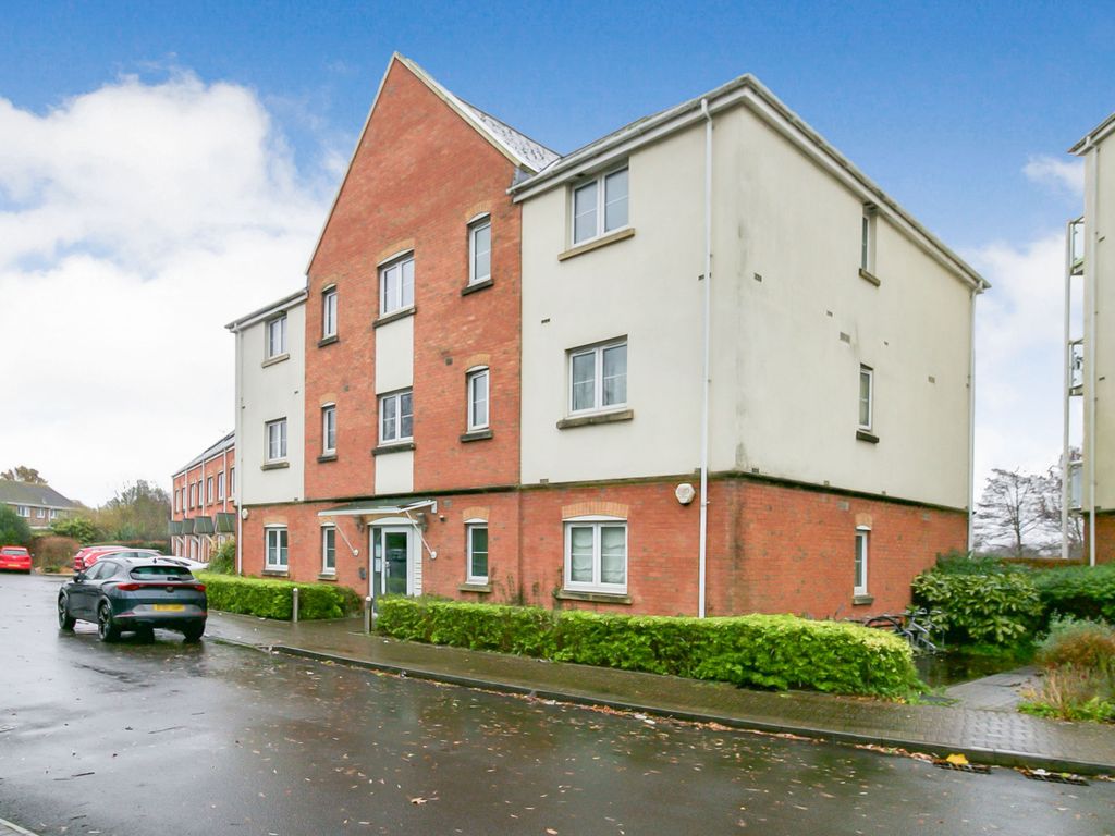 2 bed flat for sale in Jim Driscoll Way, Cardiff, South Glamorgan CF11, £220,000