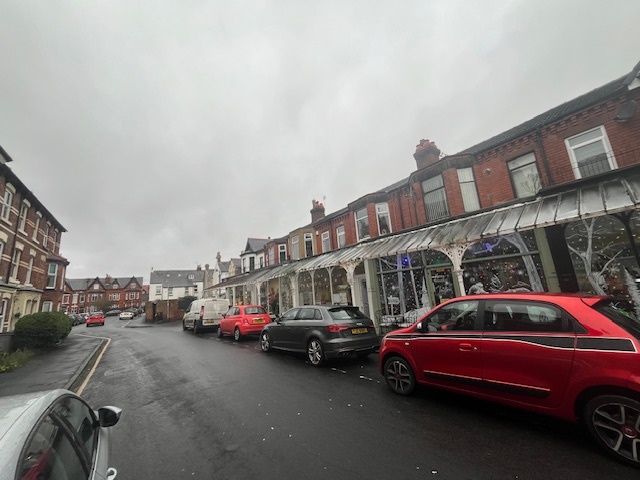 Retail premises to let in Acacia Grove, West Kirby, Wirral CH48, £12,000 pa