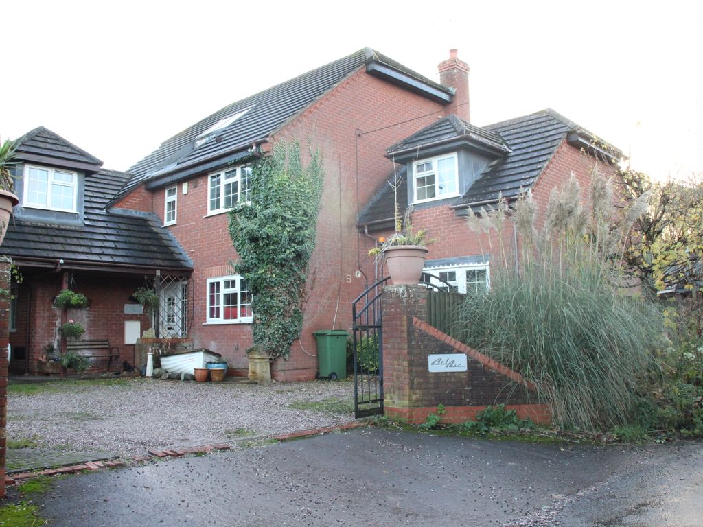 5 bed detached house for sale in Marsh Lane, Hungerford RG17, £1,100,000