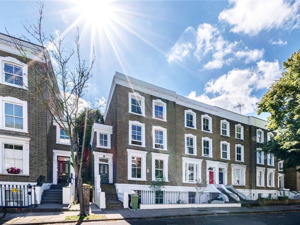 3 bed flat for sale in Oakley Road, De Beauvoir N1, £1,650,000