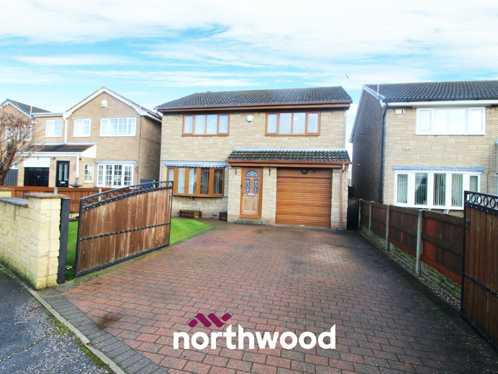 4 bed detached house for sale in Warwick Close, Hatfield Woodhouse, Doncaster DN7, £275,000