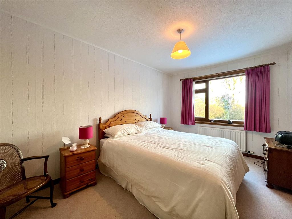 3 bed bungalow for sale in Biggar Road, Symington, Biggar ML12, £249,995