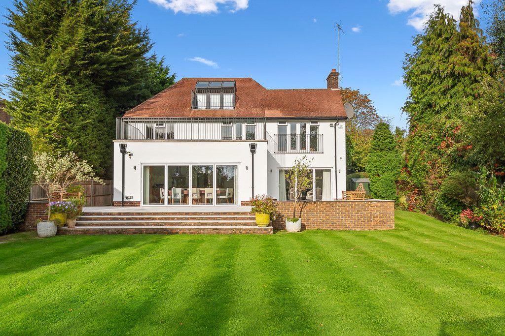 5 bed detached house for sale in Leatherhead Road, Oxshott, Leatherhead KT22, £1,995,000