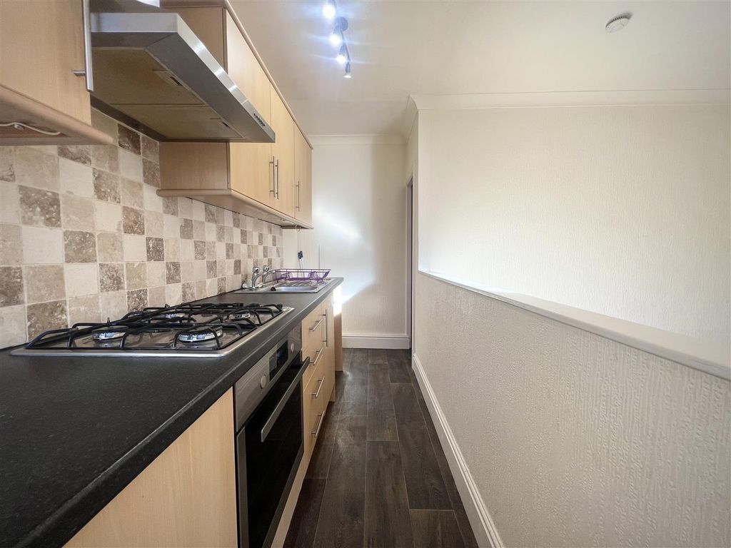 2 bed terraced house for sale in Sutcliffe Place, Bradford BD6, £80,000