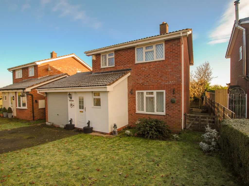 3 bed detached house for sale in Millbrook Drive, Shawbury, Shrosphire SY4, £285,000