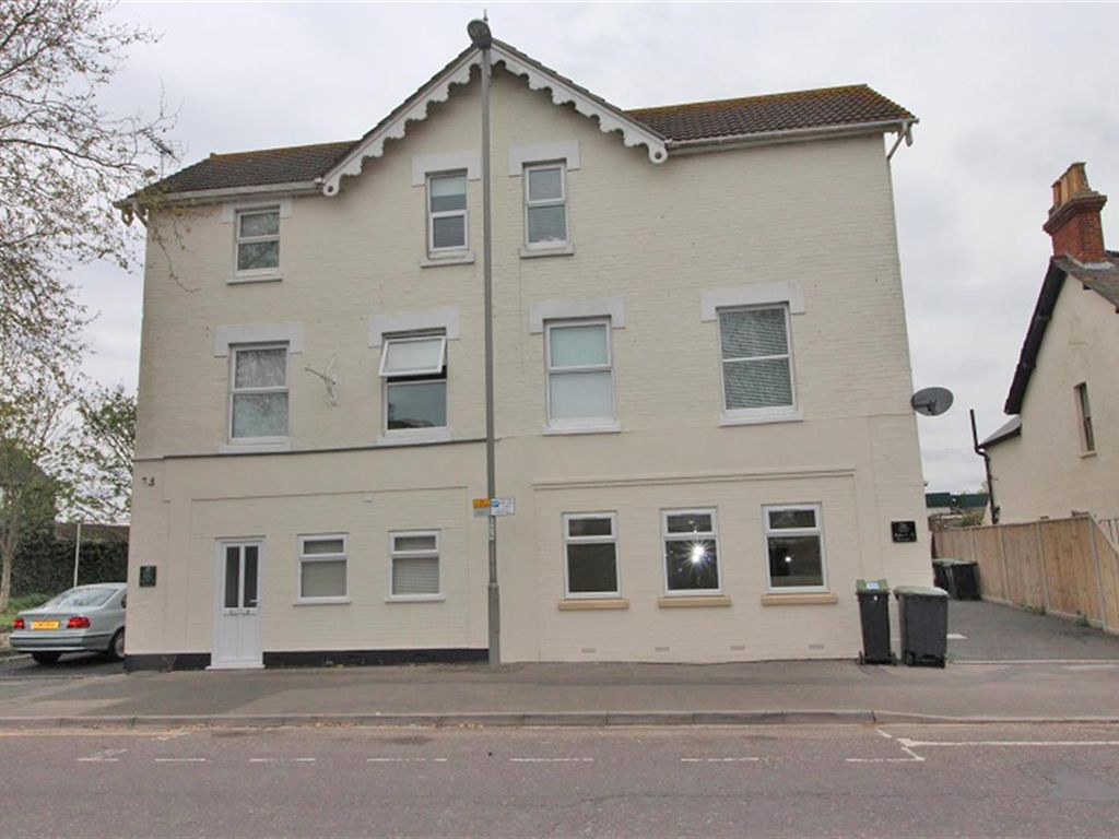 1 bed flat to rent in Stour Road, Christchurch, Dorset BH23, £775 pcm
