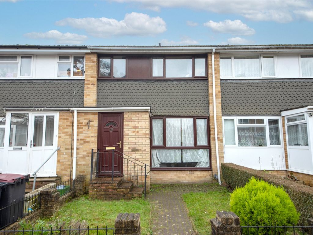 3 bed terraced house for sale in Elvaston Way, Tilehurst, Reading RG30, £325,000