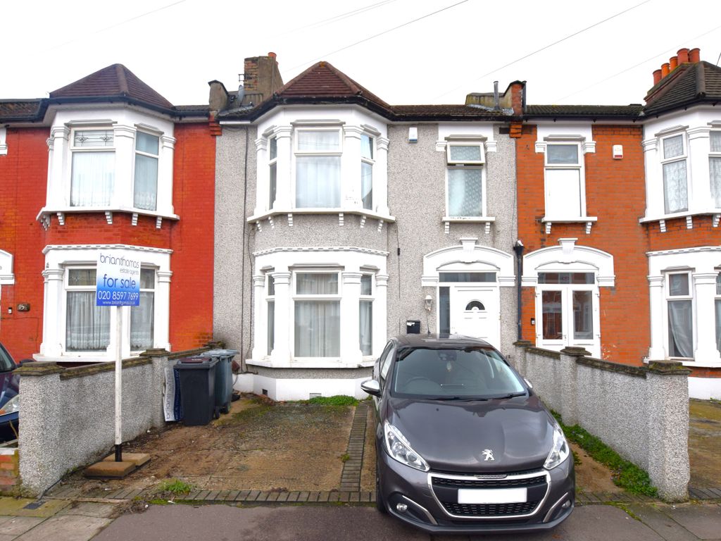 3 bed terraced house for sale in Betchworth Road, Ilford IG3, £450,000