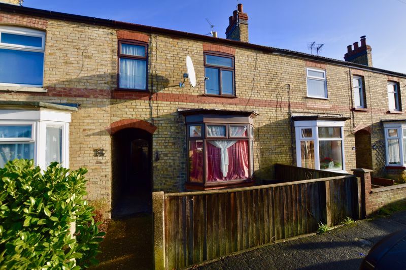 3 bed terraced house for sale in Clay Lake, Spalding PE11, £130,000
